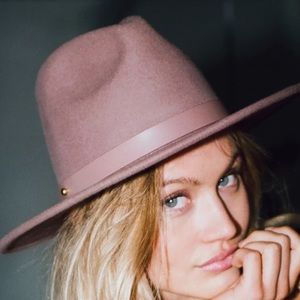 ▪️Luxe Blush/Mauve Fedora